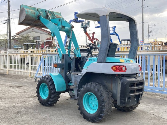 注文 コベルコ KOBELCO ホイールローダー タイヤショベル LK40Z-3 ディーゼルエンジン 可動品 引取り限定